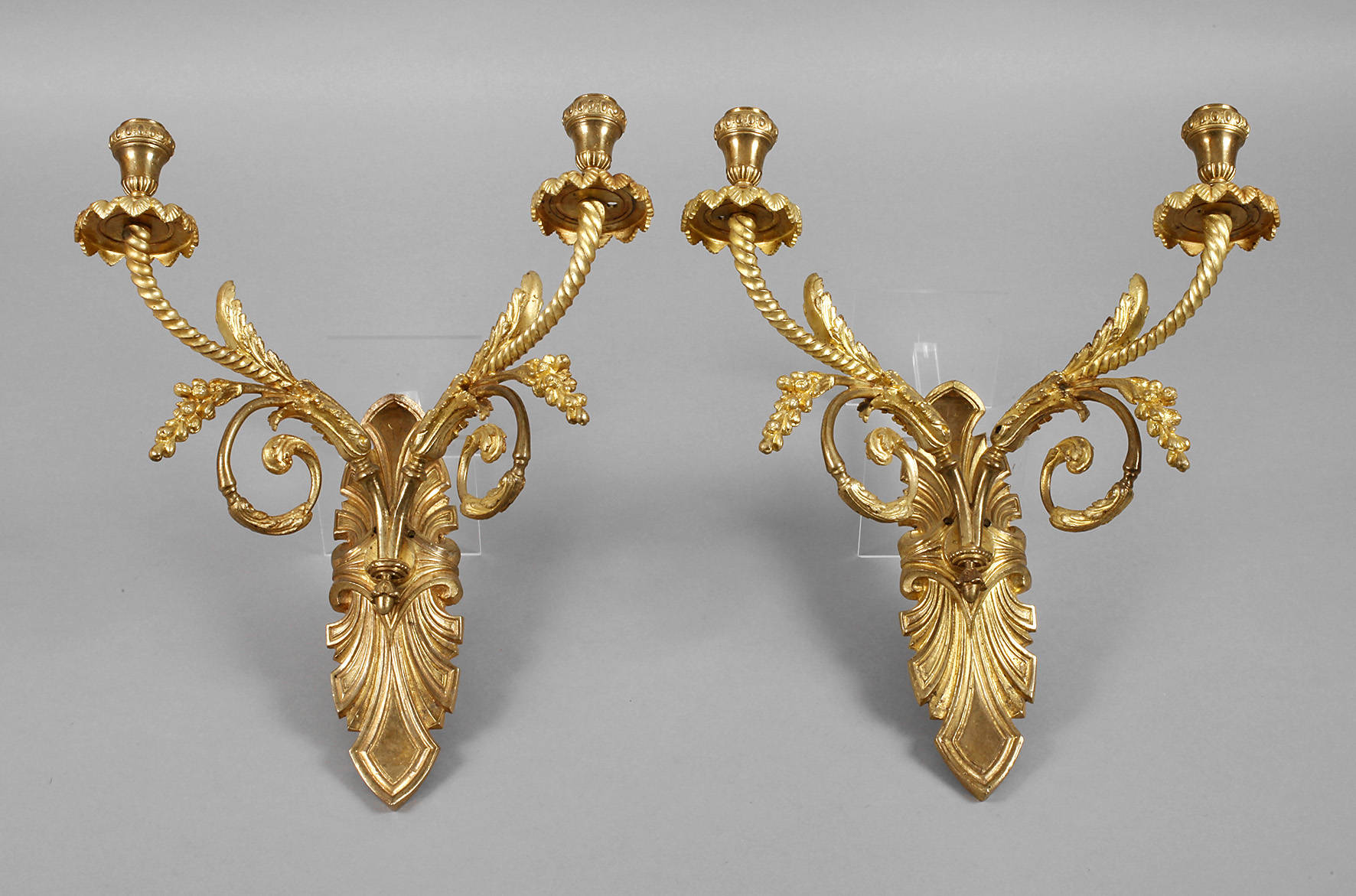 Paar Wandleuchter Bronze