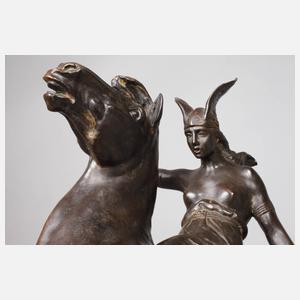 Max Valentin, kämpfende Amazone