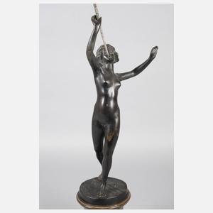 O. Opitz Fanfarenbläserin