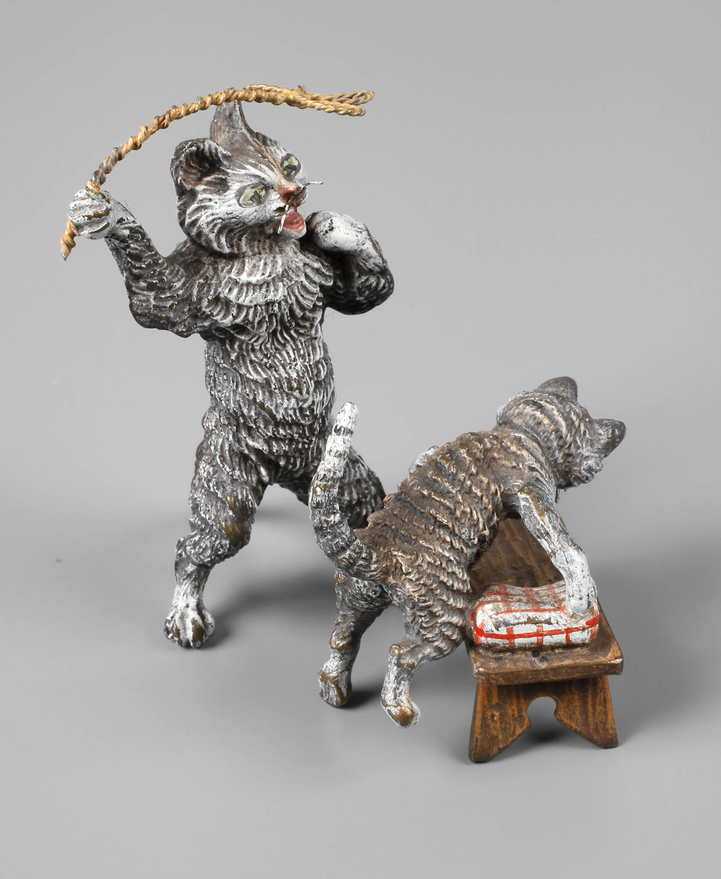 Wiener Bronze Katzenpaar ”Lehrer und Lausejunge”