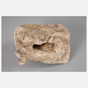 Voluminöser Damenakt