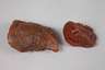 Zwei Rohbernsteine