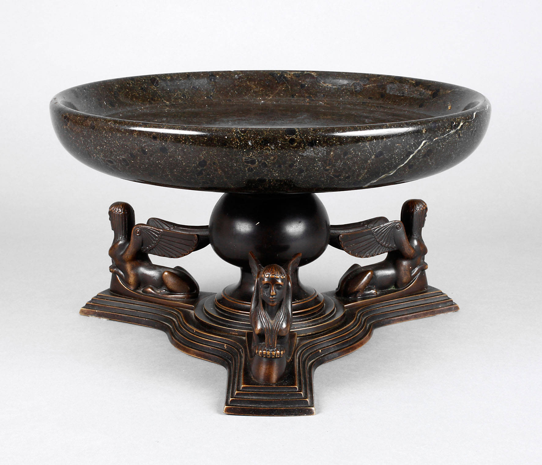 Tafelaufsatz Serpentin