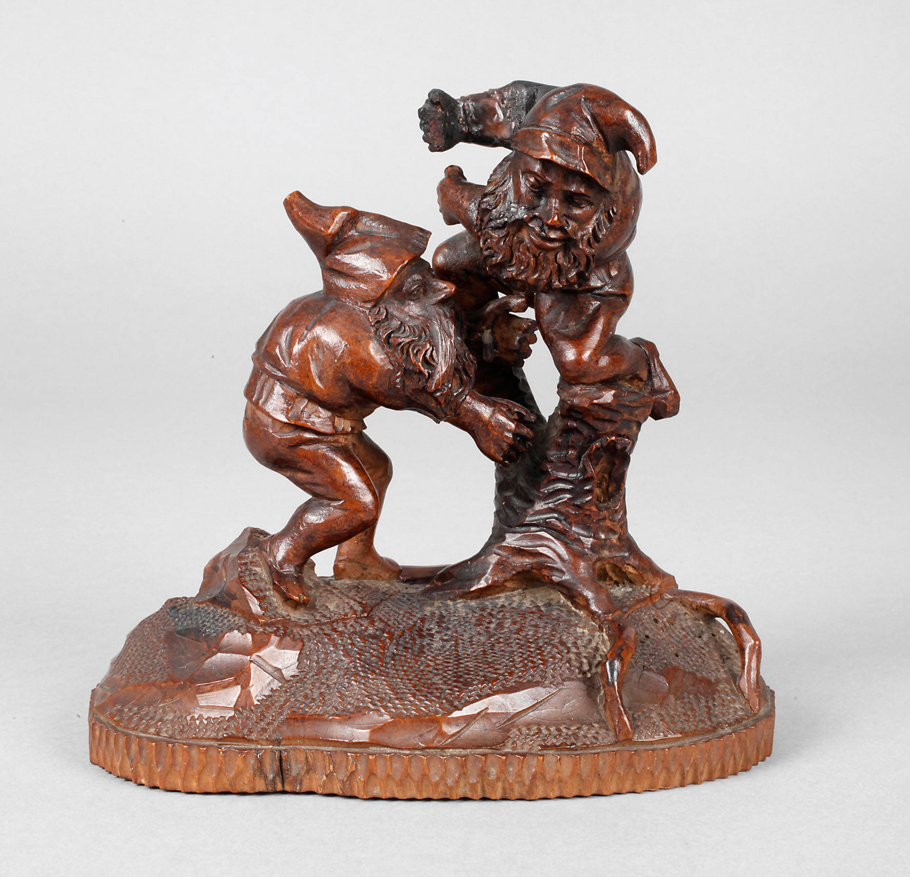 Figürliche Schnitzerei