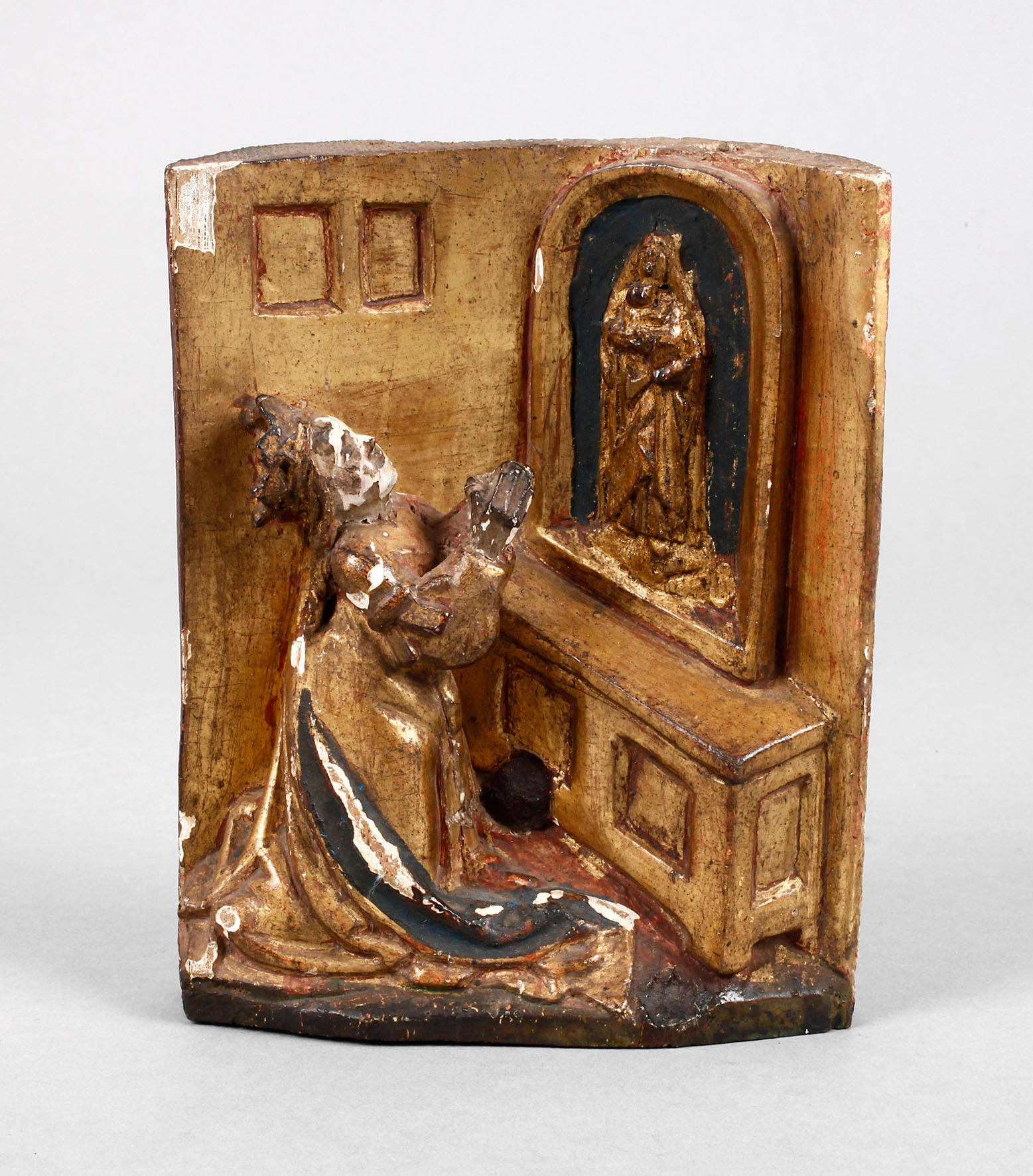 Kleine gotische Schnitzerei