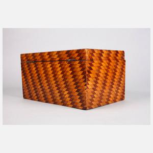 Feine intarsierte Schatulle