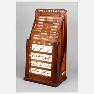 Historischer Prospektständer