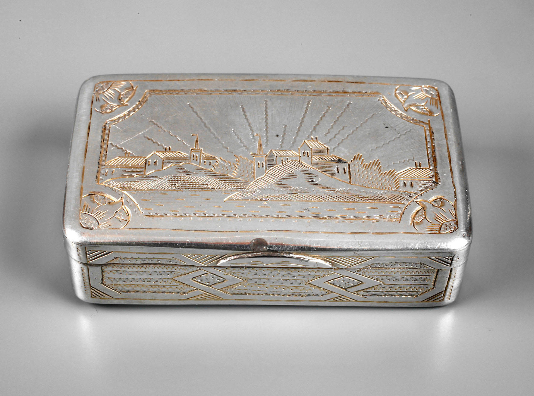 Pillendose Silber Russland