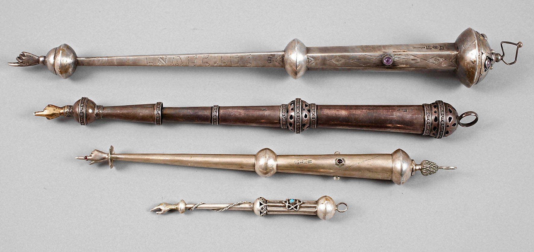 Judaika vier Thorazeiger Silber