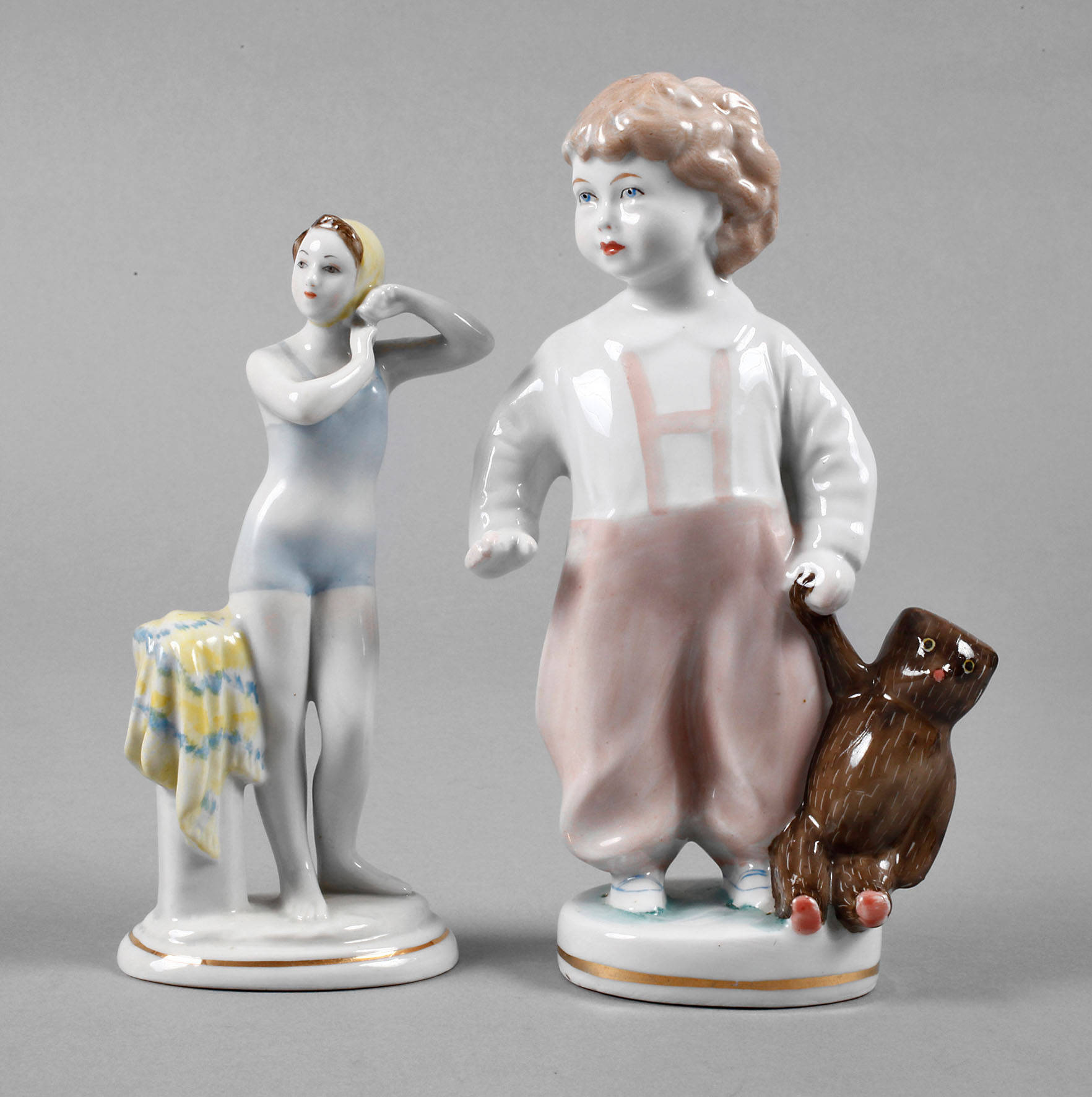 Zwei Porzellanfiguren St. Petersburg