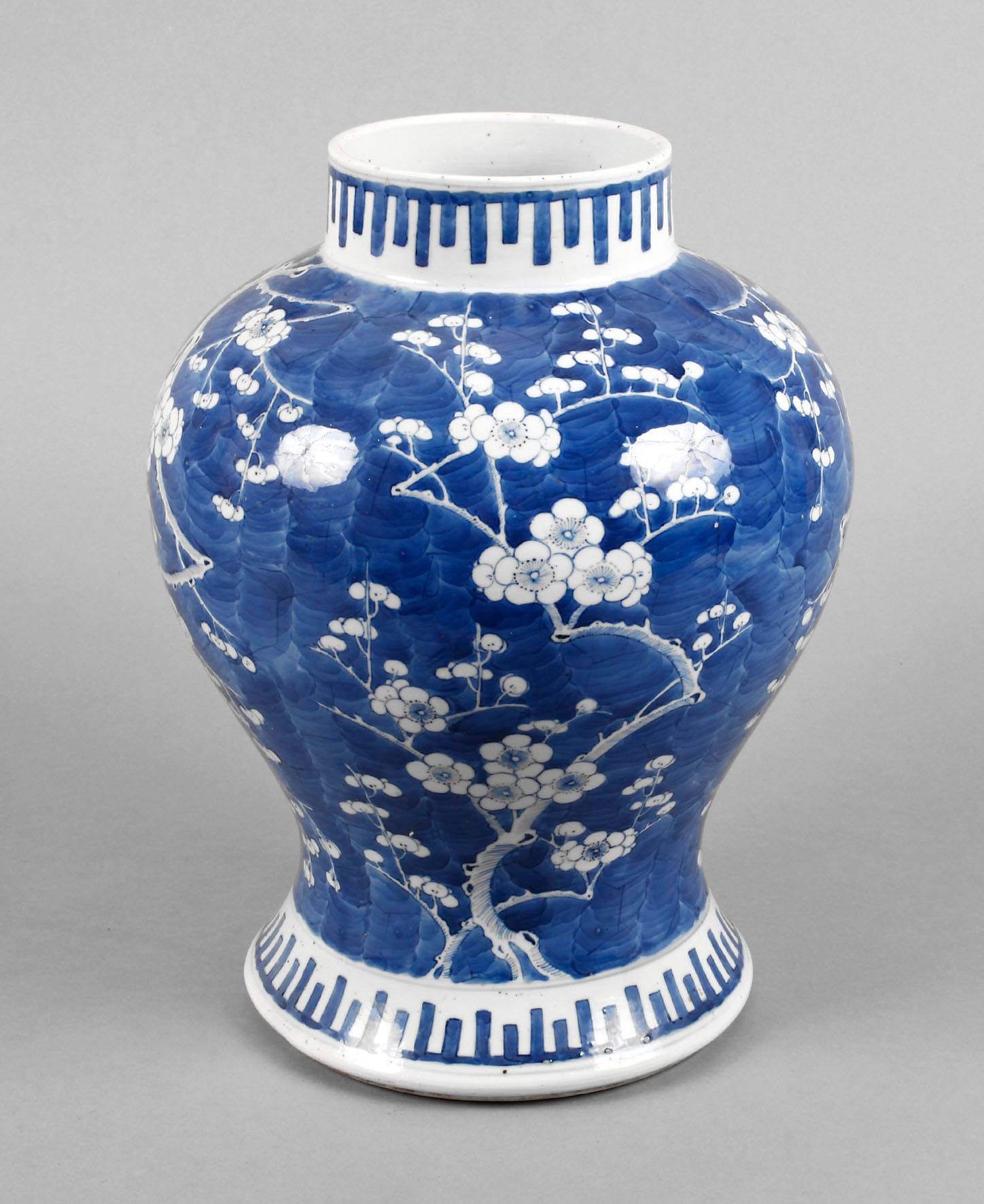 Vase China