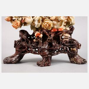 Große Specksteinschnitzerei