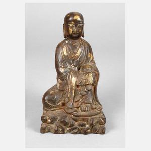Bronzeplastik sitzender Luohan