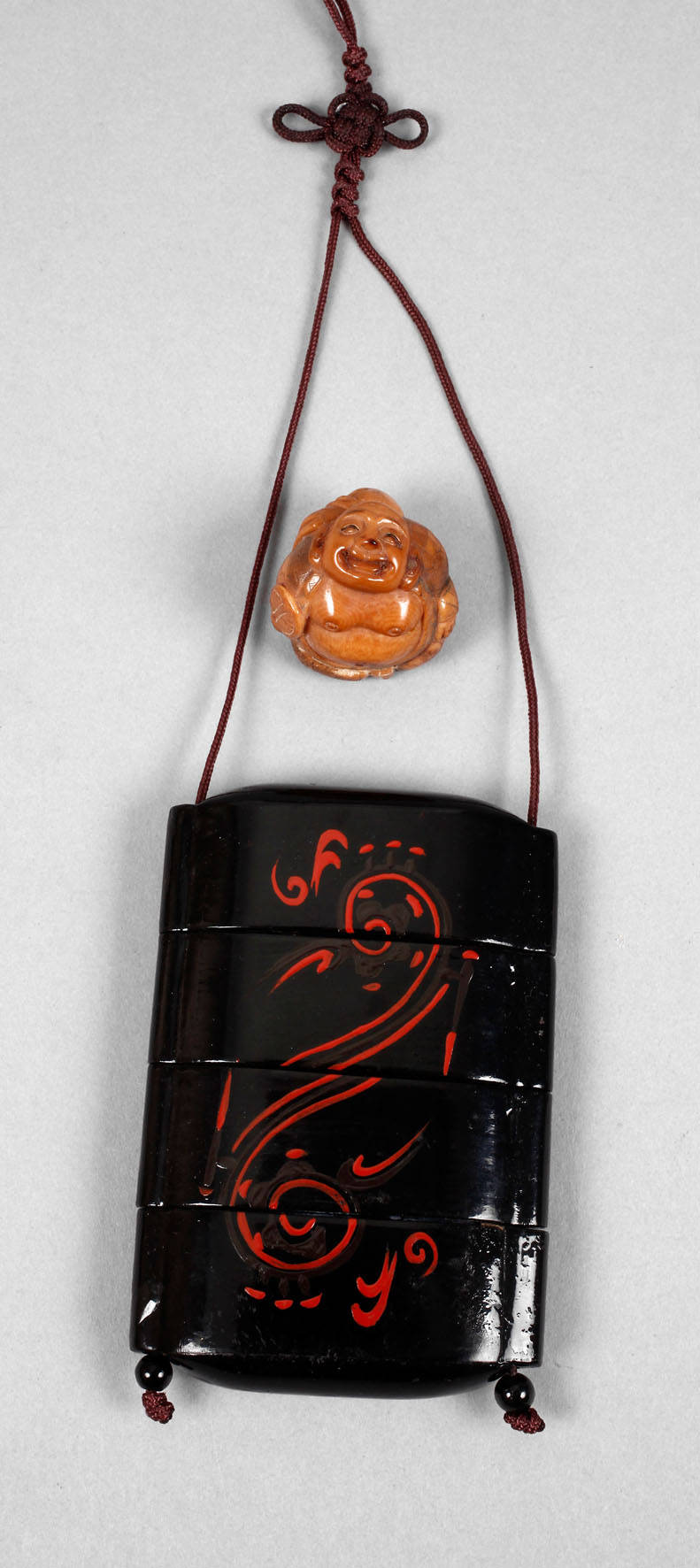 Inro mit Netsuke