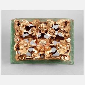 Geschnitzte Wandplatte