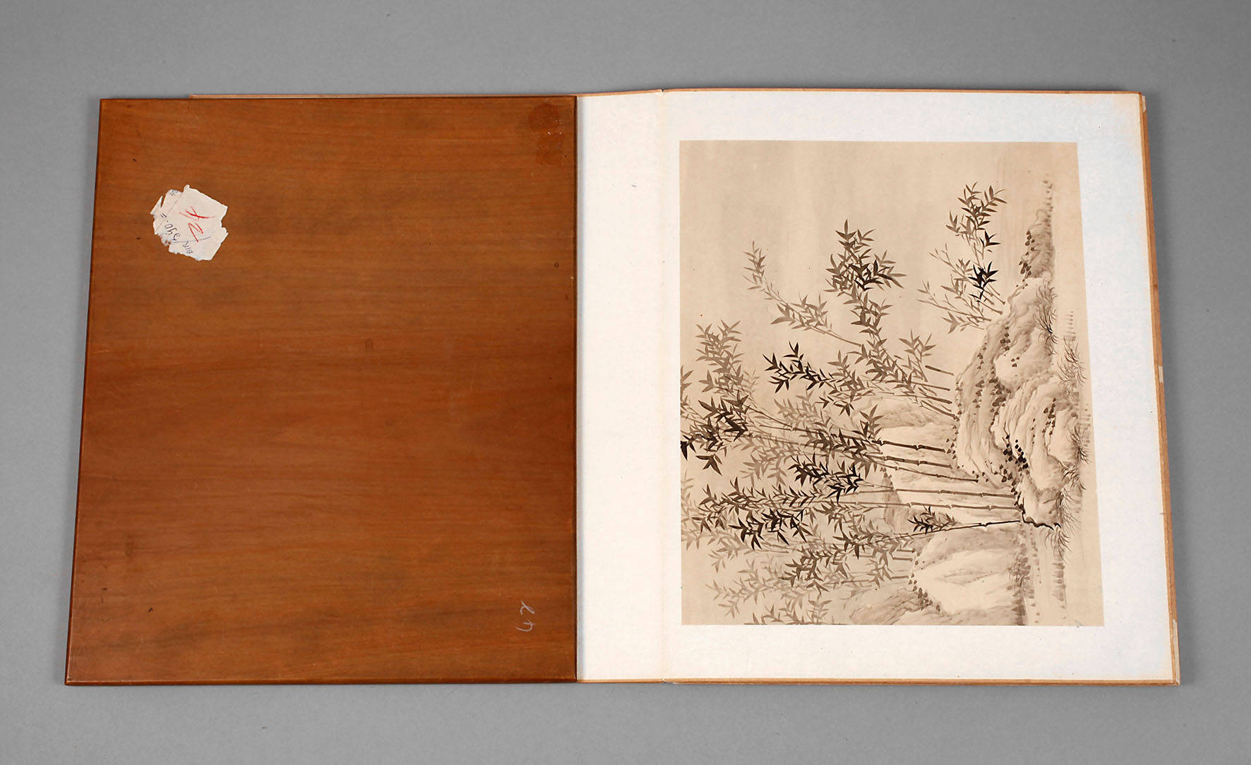 Album mit Tuschzeichnungen