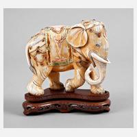 Elfenbeinschnitzerei111