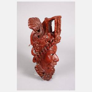 Figürliche Schnitzerei