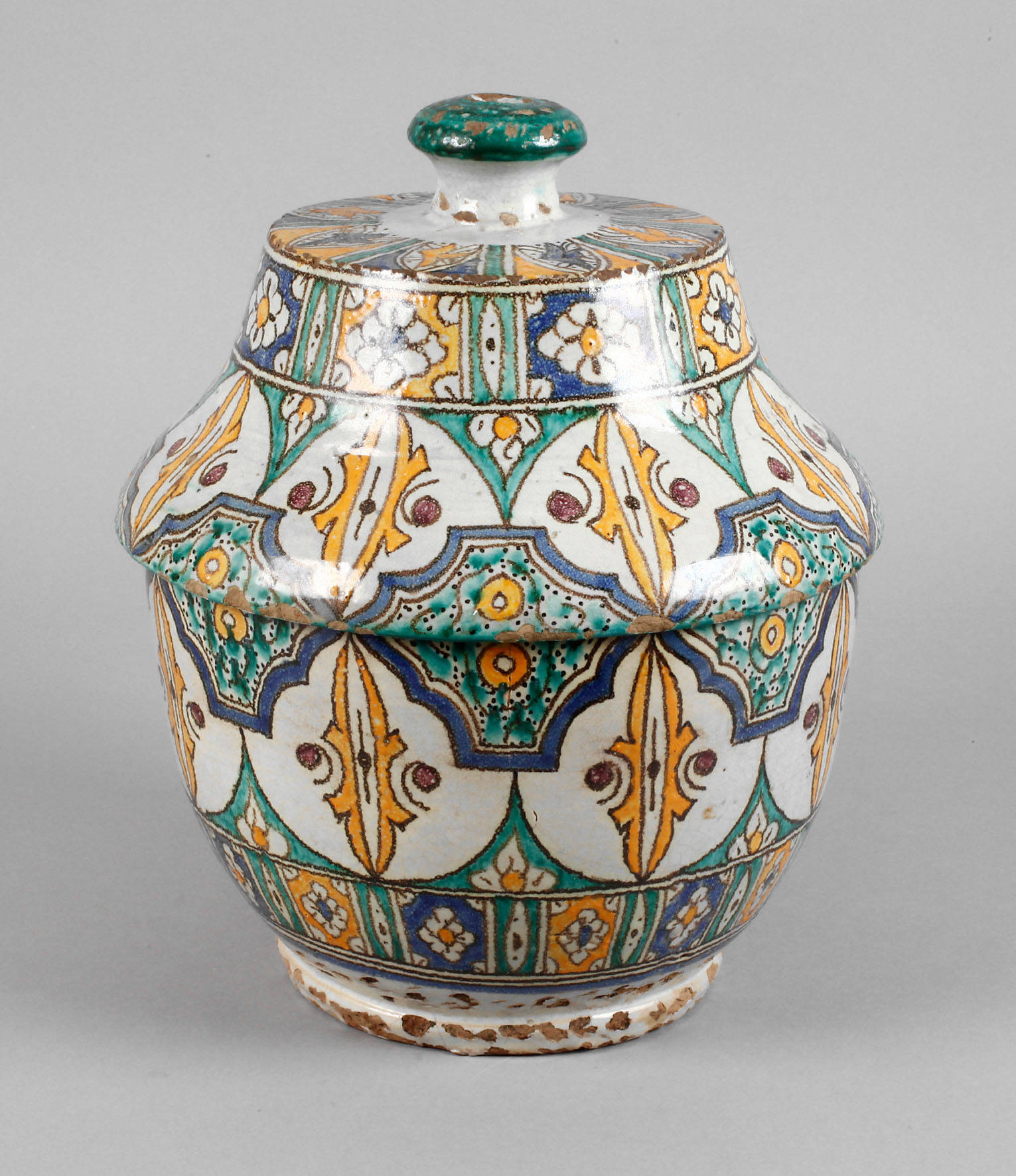 Majolika Deckelgefäß