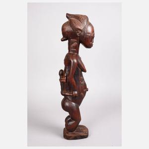 Figürliche Schnitzerei