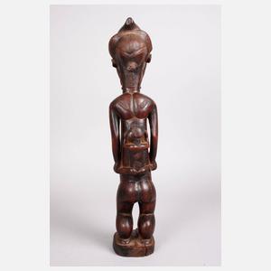 Figürliche Schnitzerei