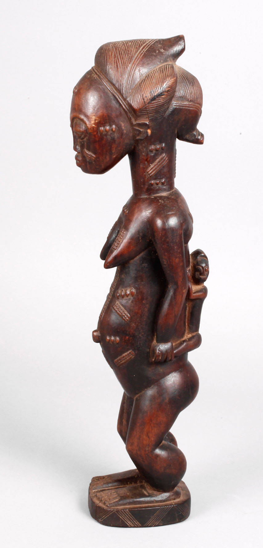 Figürliche Schnitzerei