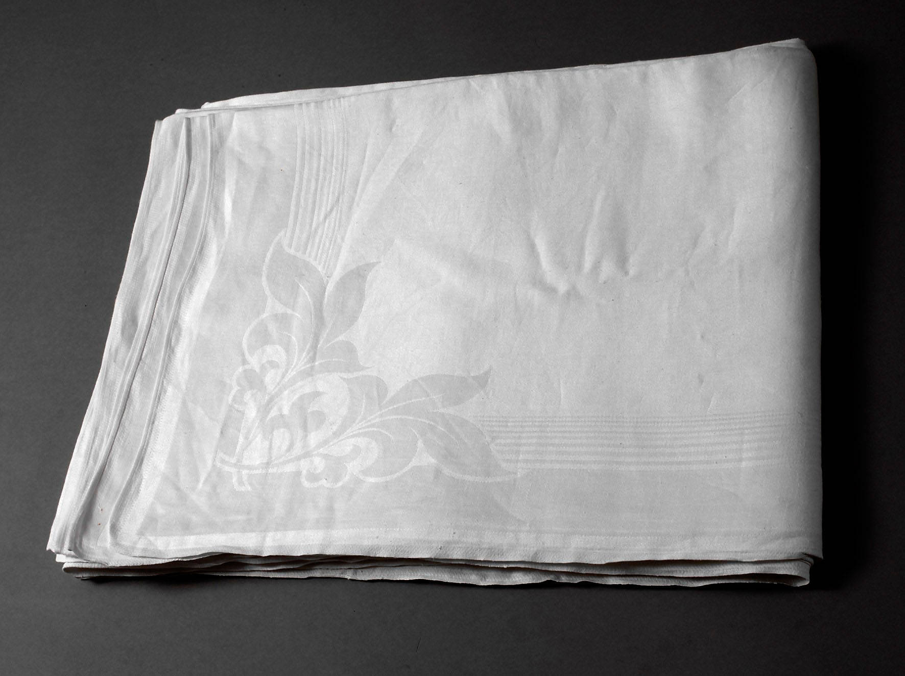 Großes Tafeltuch Jugendstil