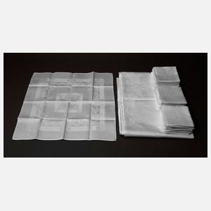 30 Servietten mit passendem Prachttafeltuch