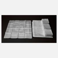 30 Servietten mit passendem Prachttafeltuch111