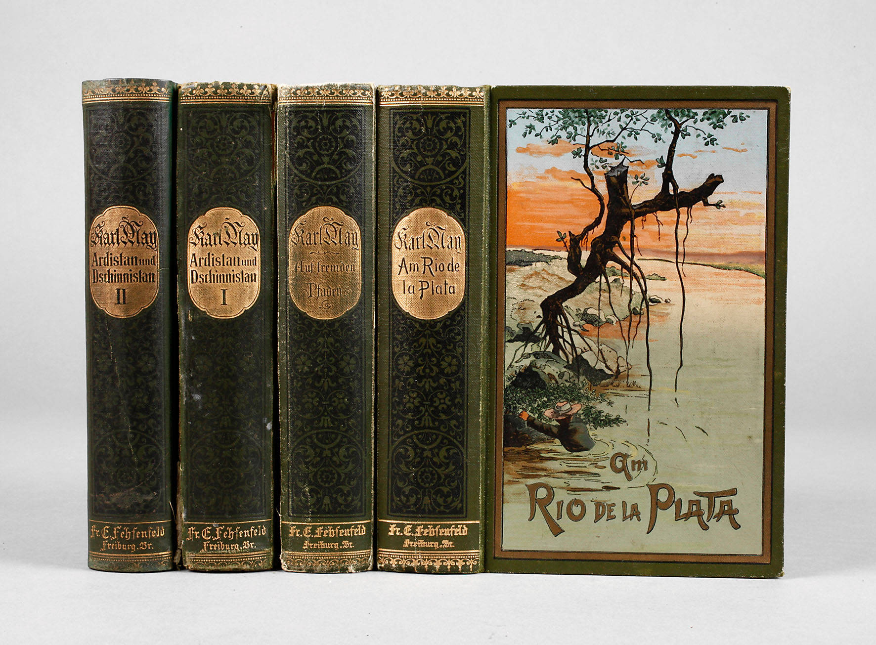Vier Bände Karl May