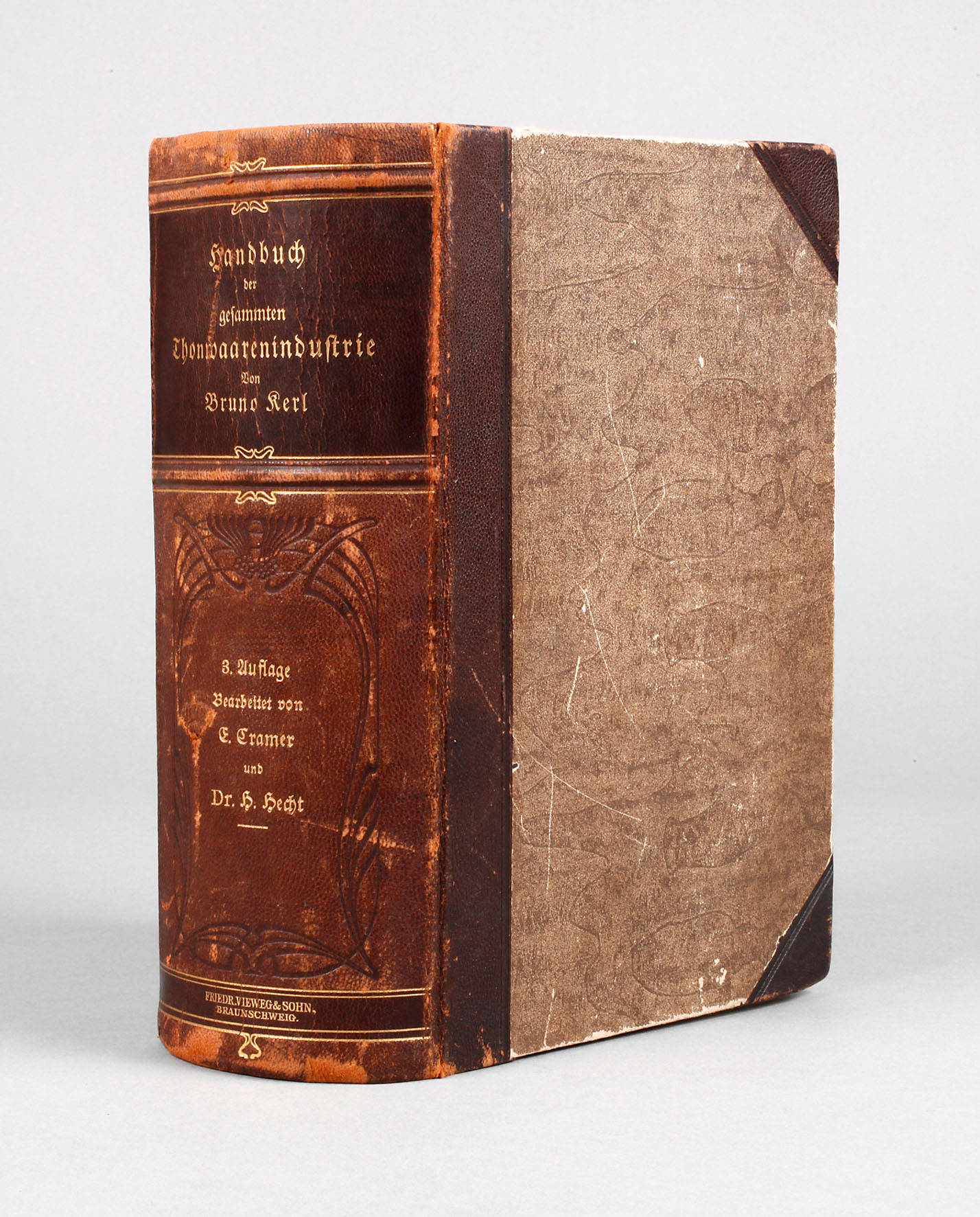 Handbuch der gesamten Tonwarenindustrie