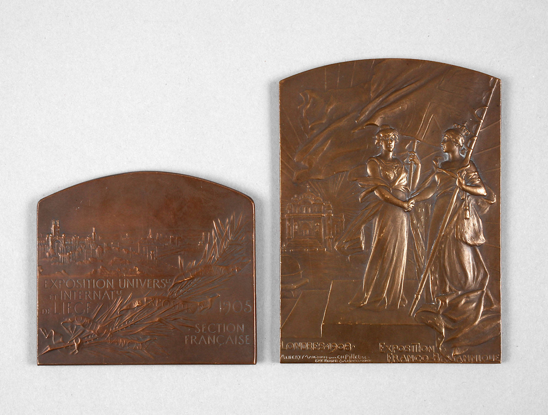 Paar Ausstellungsplaketten London/Liege