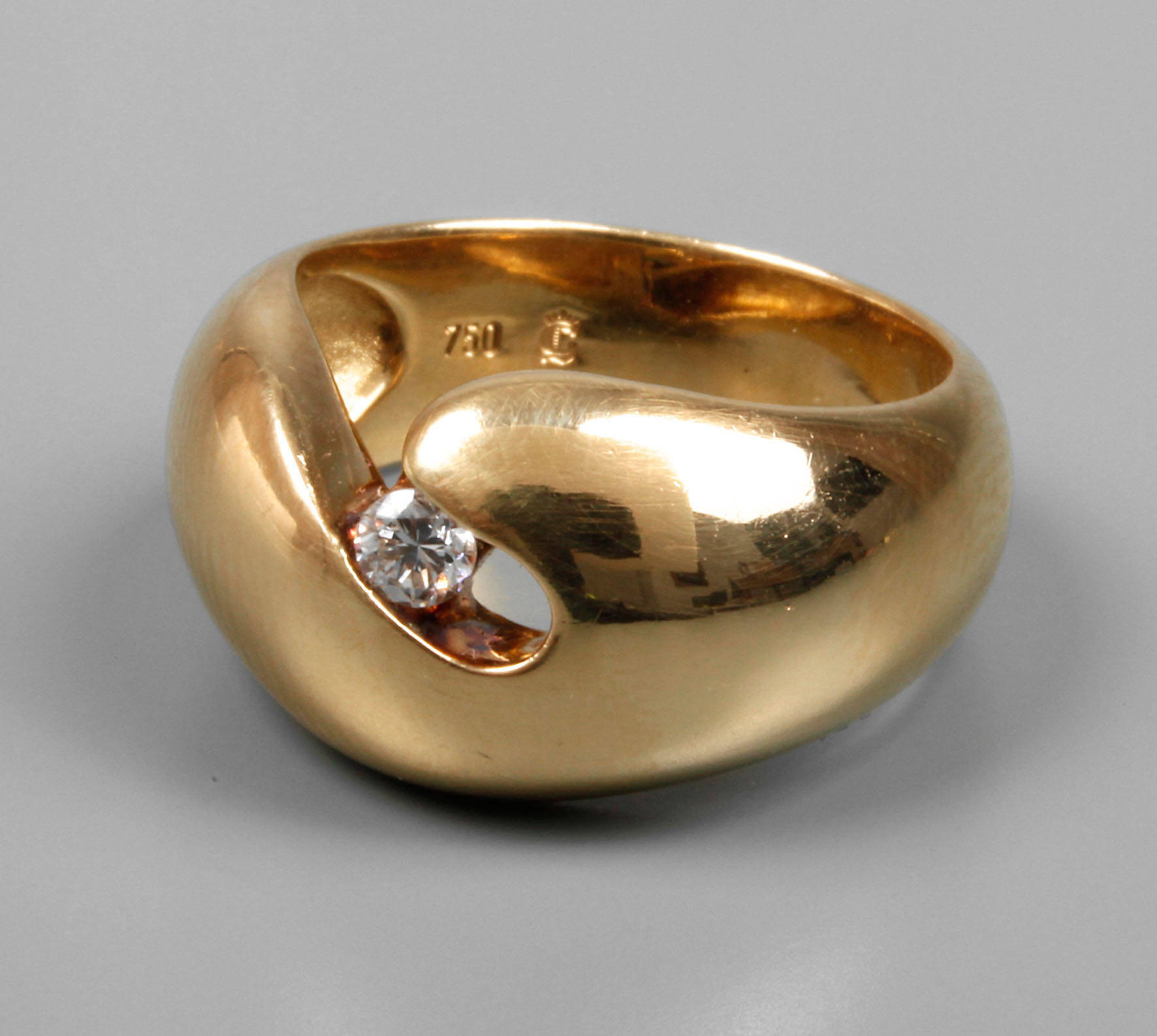 Damenring mit Brillant