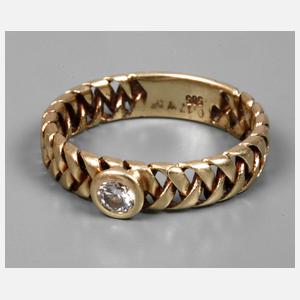 Geflochtener Goldring mit Brillantbesatz