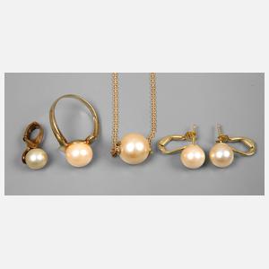 Schmuckset mit Perlen