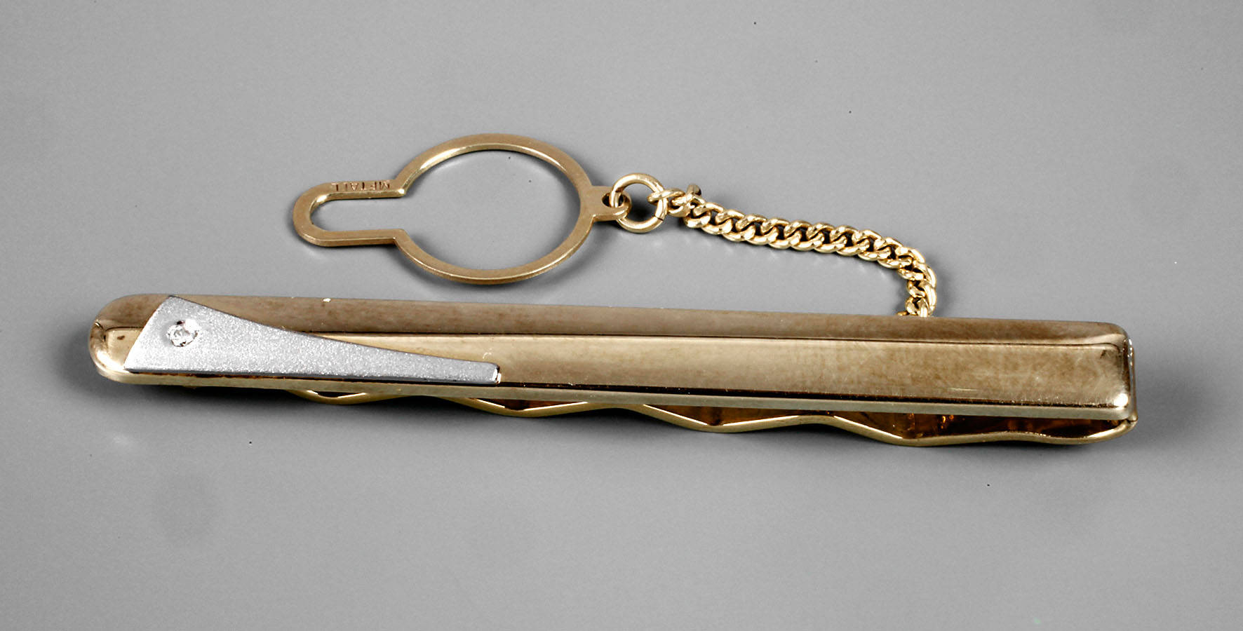 Krawattennadel mit Brillant