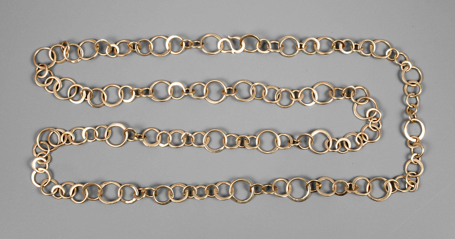 Lange Goldkette