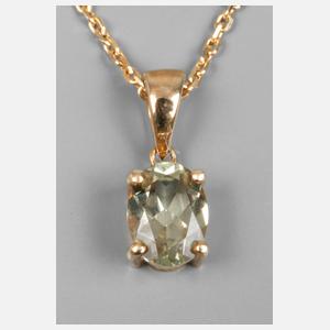 Anhänger mit Zultanit an Kette