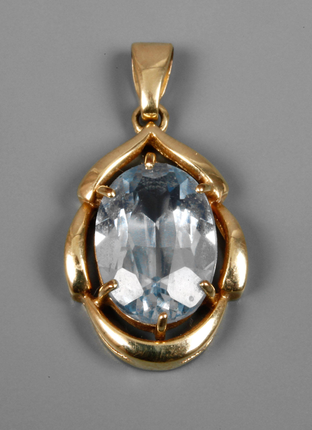 Anhänger mit Aquamarin