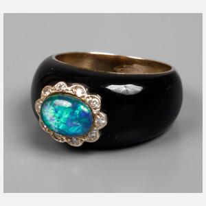Damenring mit Opal