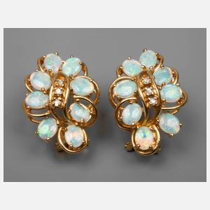 Paar Ohrstecker mit Edelopalen und Diamanten