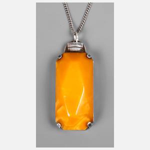 Bernsteinanhänger mit Kette