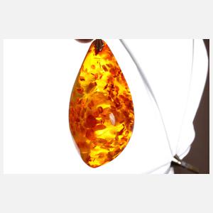 Großer Bernsteinanhänger