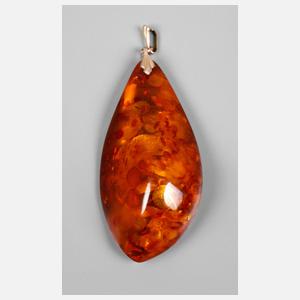 Großer Bernsteinanhänger