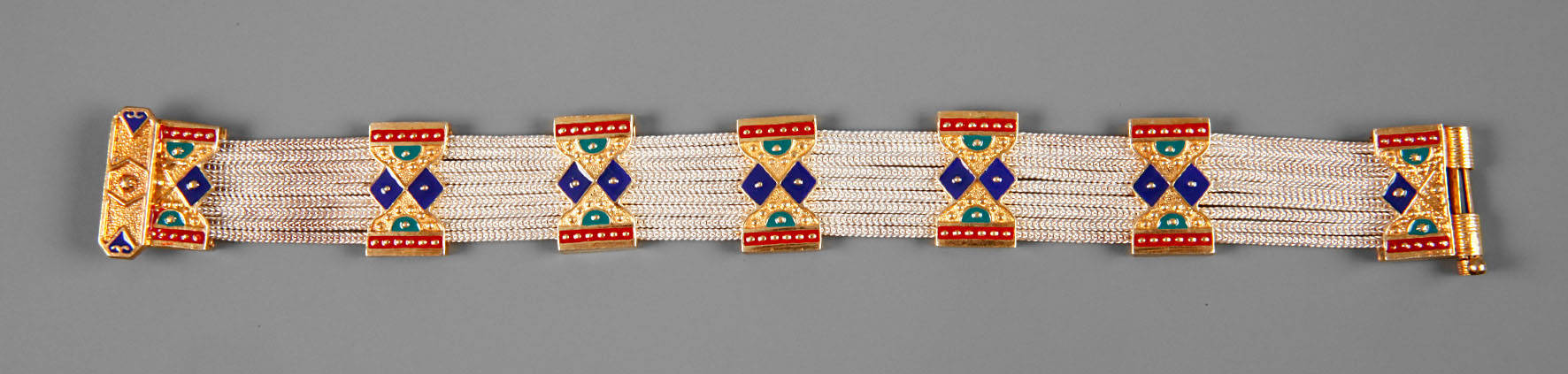 Traditionelles Armband