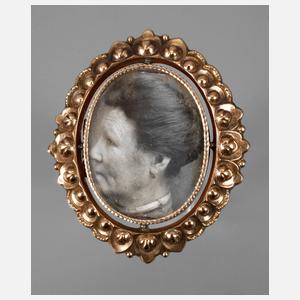 Portraitbrosche Schaumgold