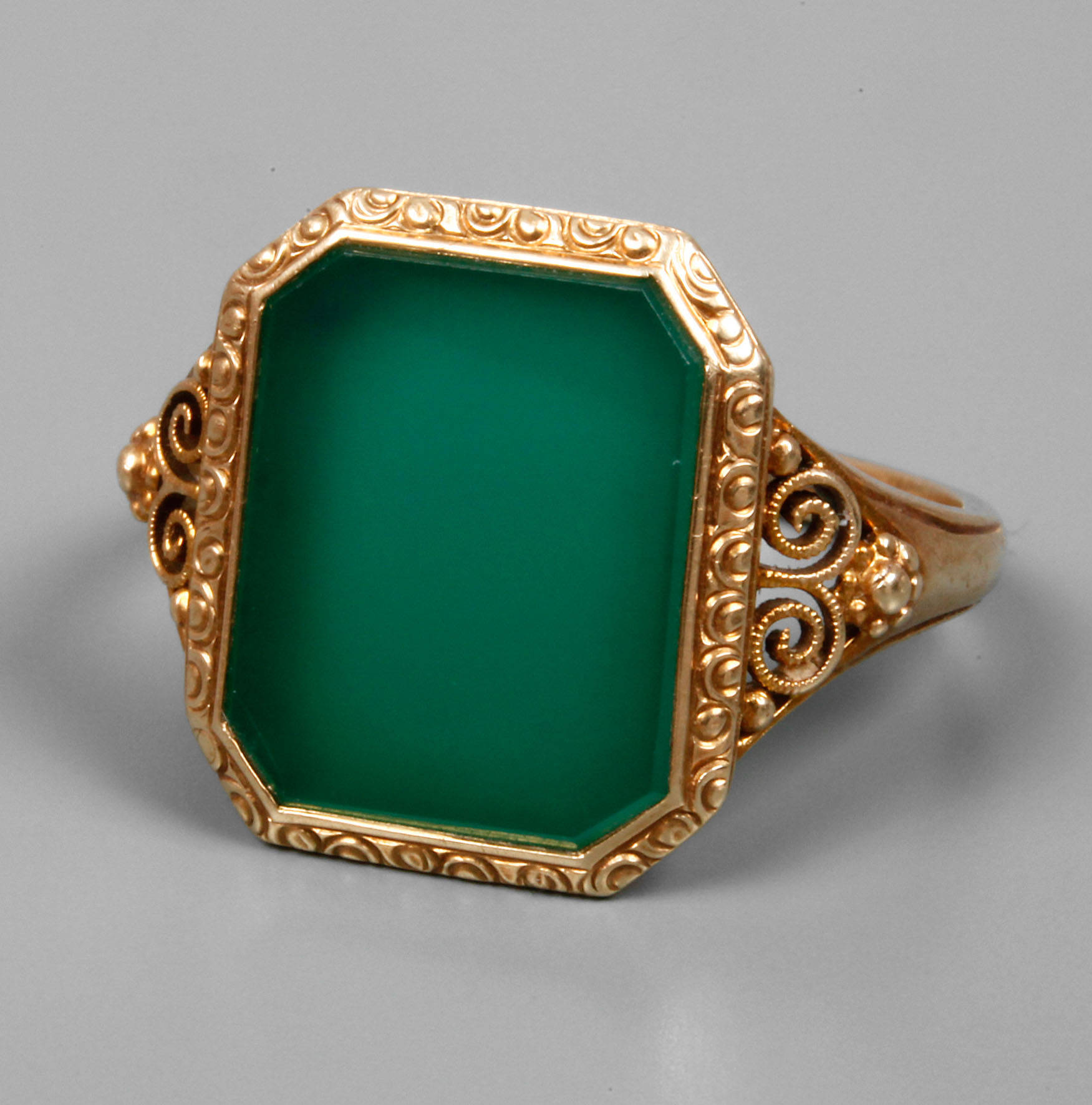 Goldring Historismus