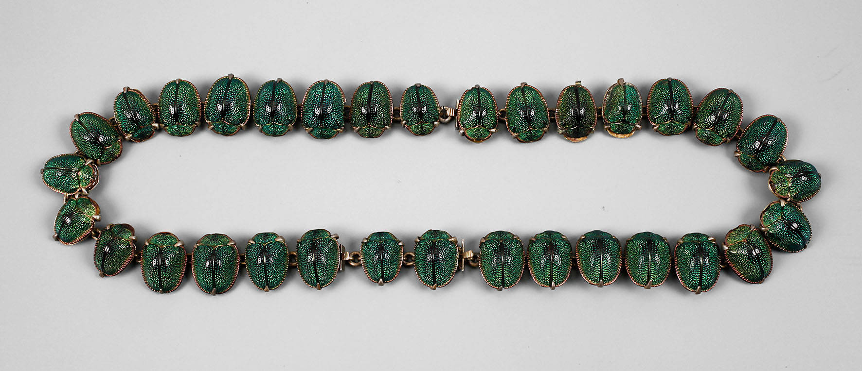Collier aus Skarabäen