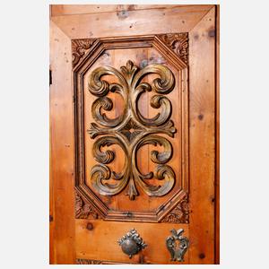 Barocker Bauernschrank