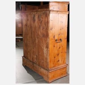 Barocker Bauernschrank